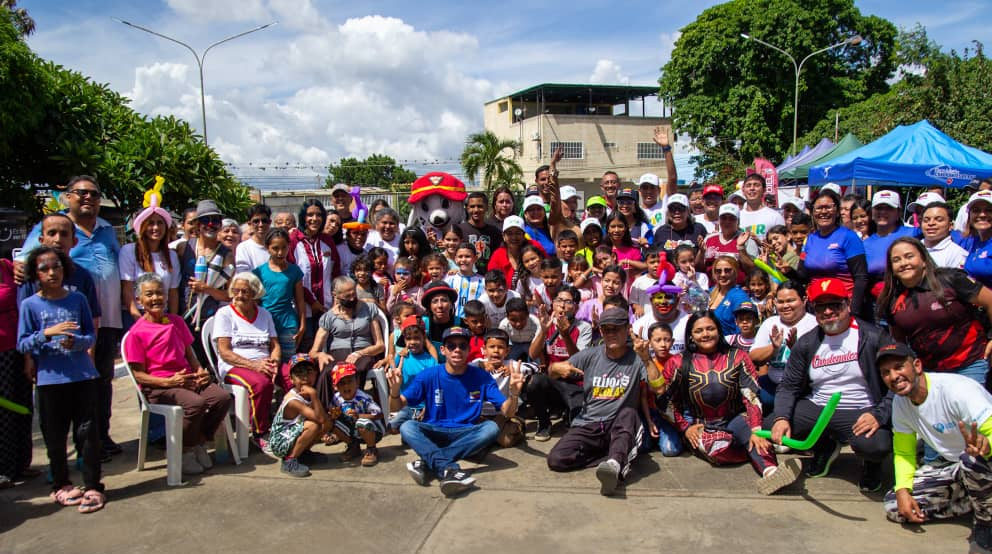 En las regiones del país también se activó el plan “Venezuela Ríe”